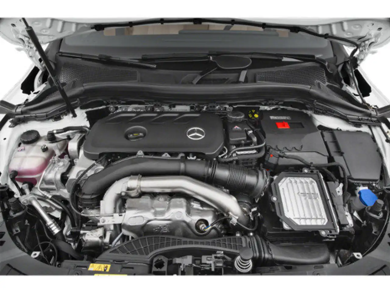 Mercedes-Benz GLA снимка Mercedes-Benz GLA