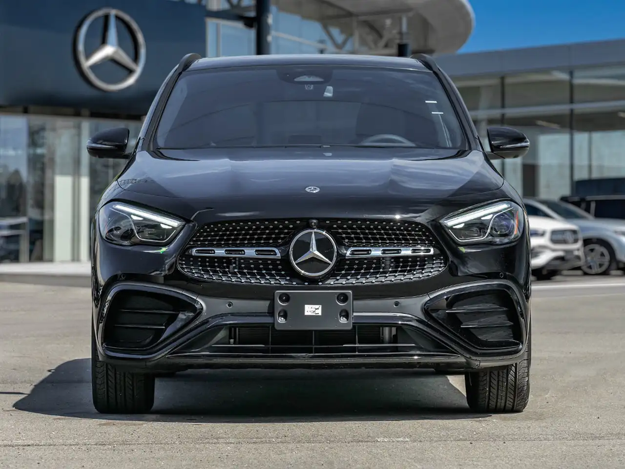 Mercedes-Benz GLA снимка Mercedes-Benz GLA