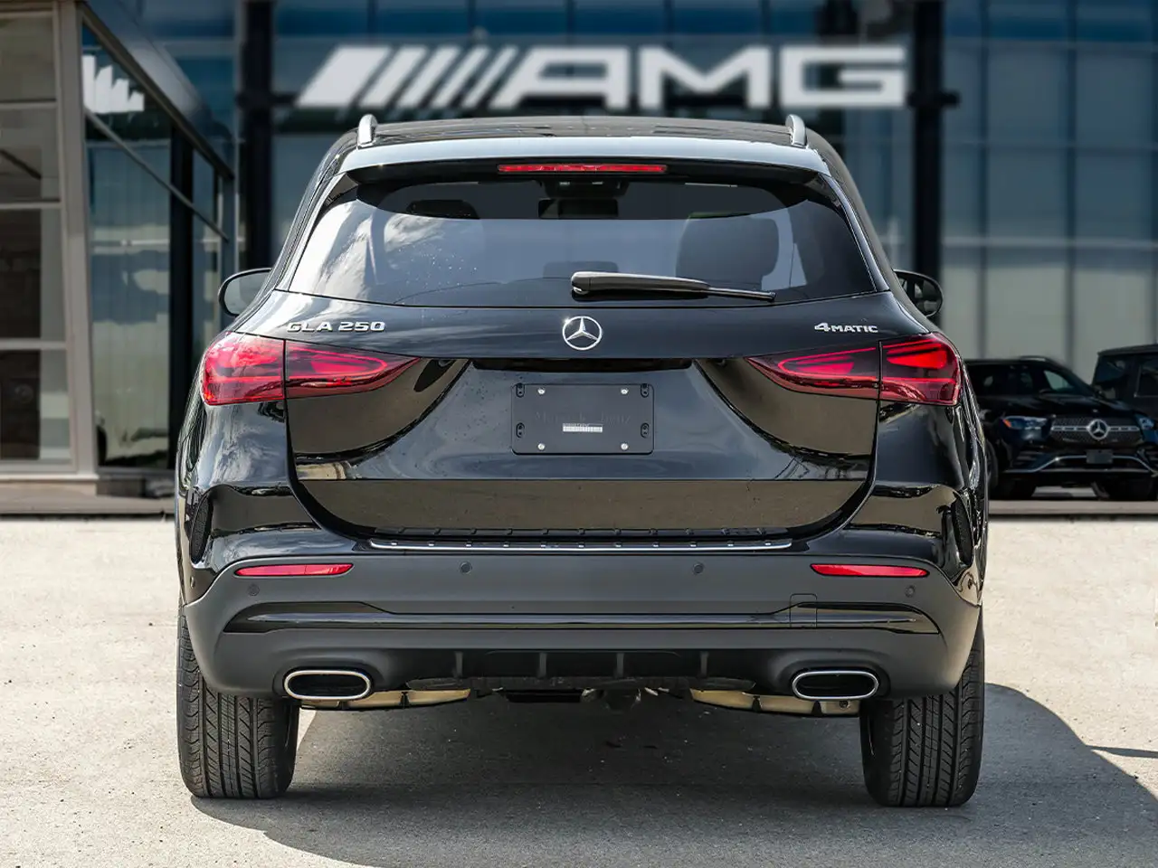 Mercedes-Benz GLA снимка Mercedes-Benz GLA