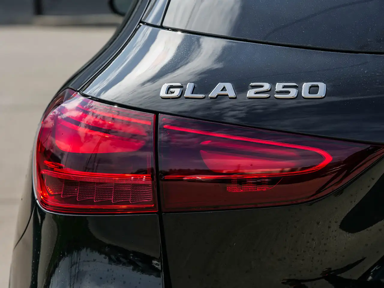 Mercedes-Benz GLA снимка Mercedes-Benz GLA