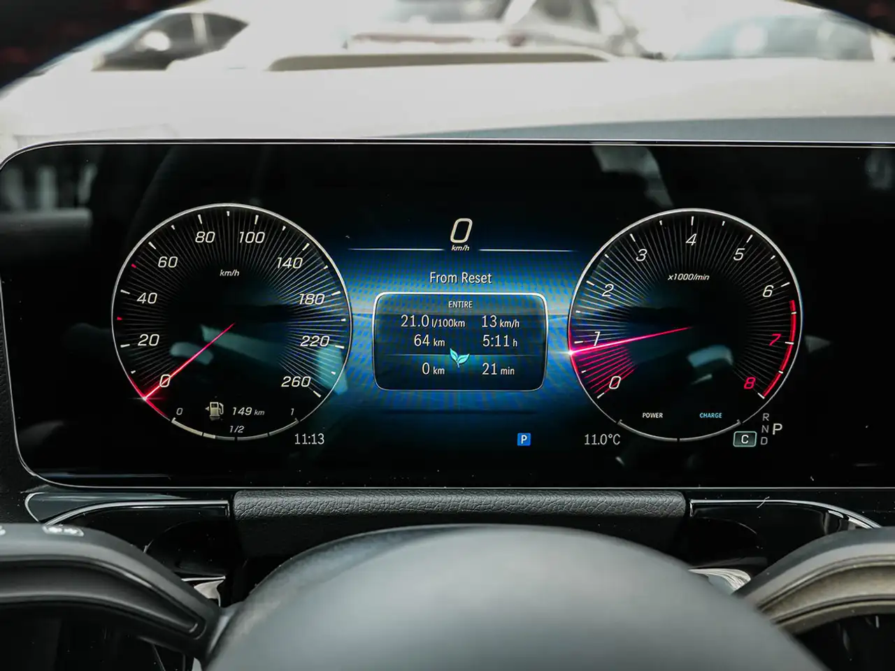 Mercedes-Benz GLA снимка Mercedes-Benz GLA