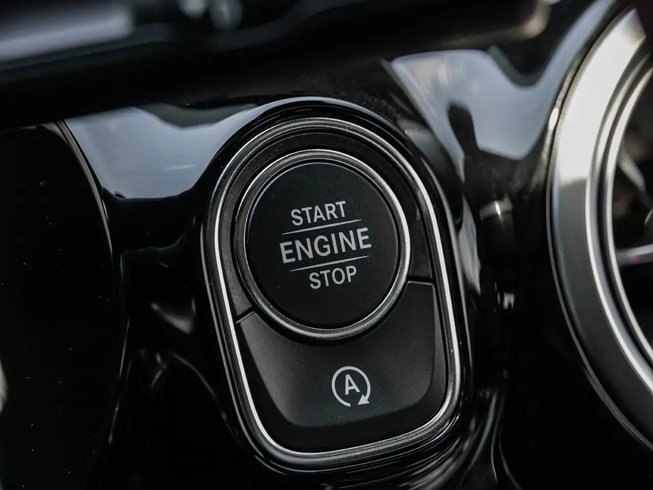 Mercedes-Benz GLA снимка Mercedes-Benz GLA