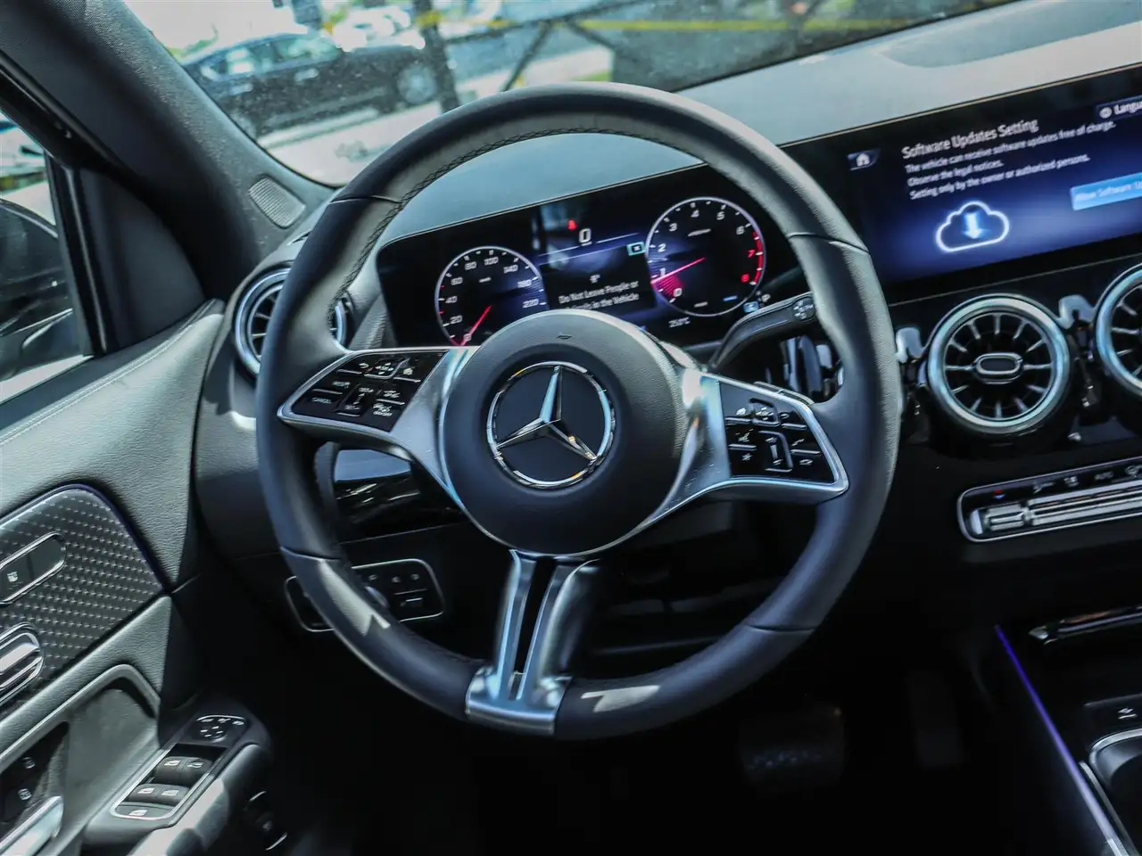 Mercedes-Benz GLA photo Mercedes-Benz GLA