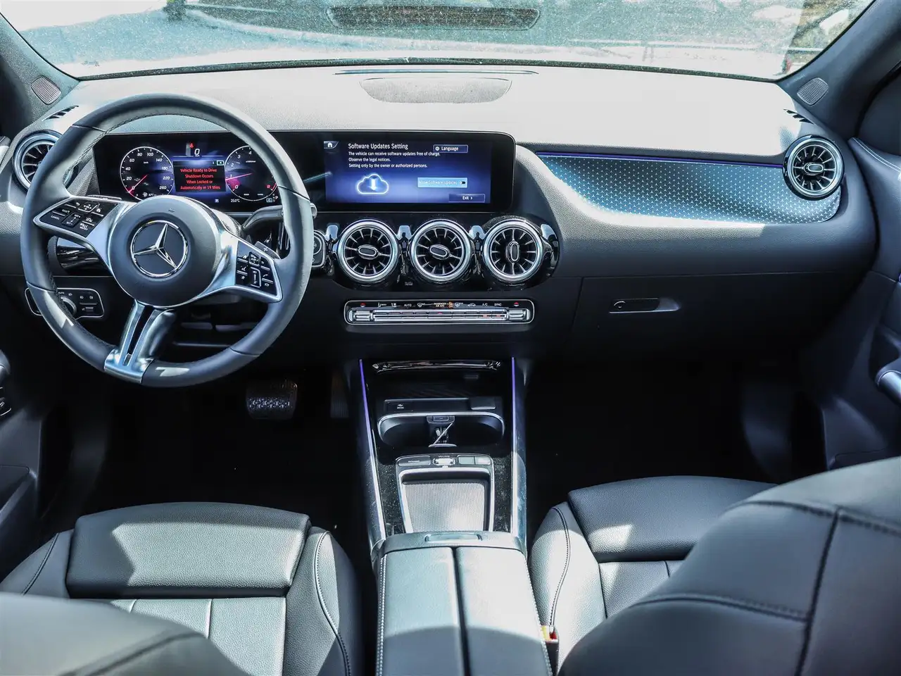 Mercedes-Benz GLA photo Mercedes-Benz GLA