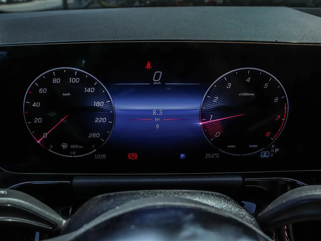 Mercedes-Benz GLA photo Mercedes-Benz GLA