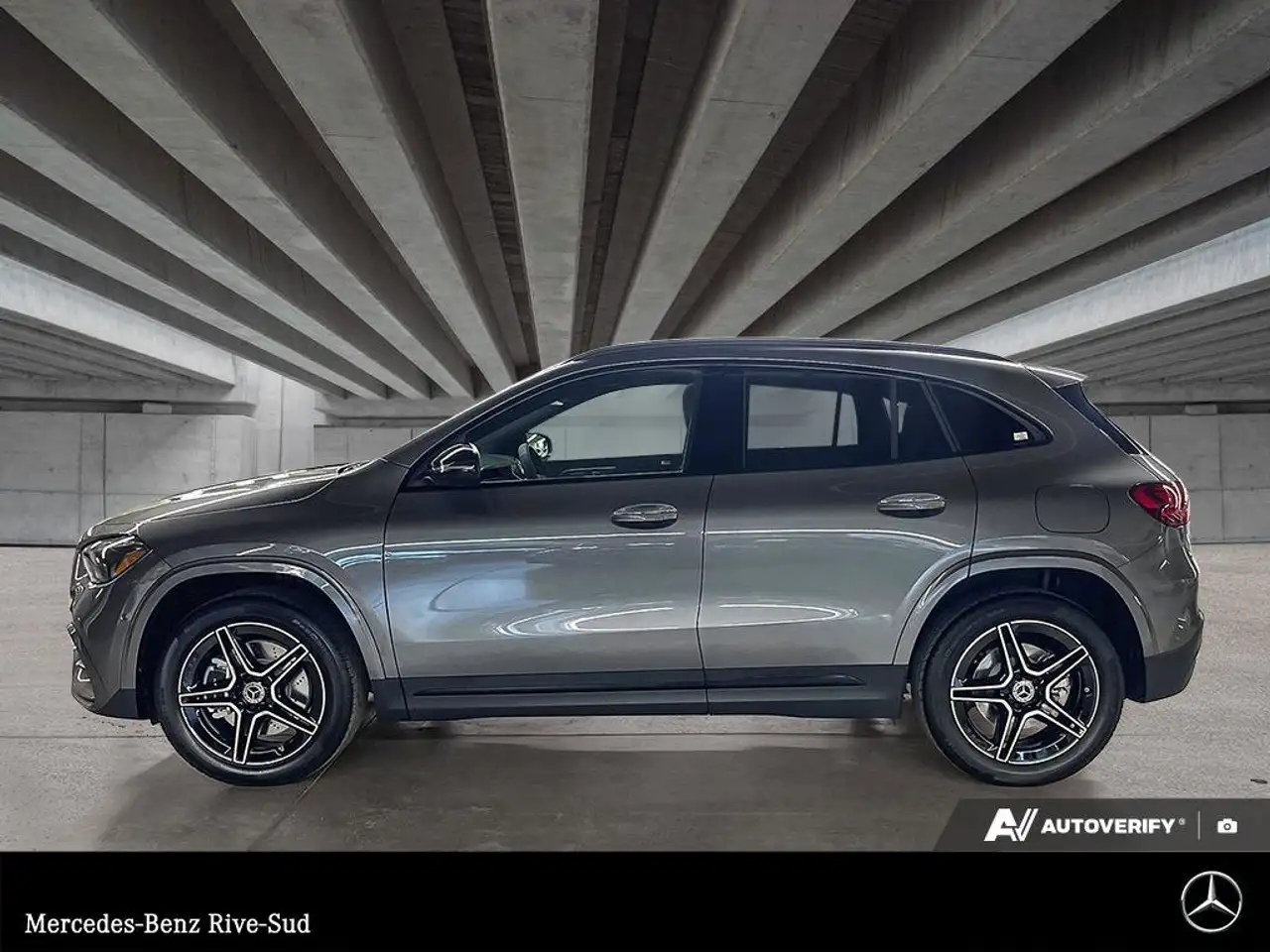 Mercedes-Benz GLA photo Mercedes-Benz GLA