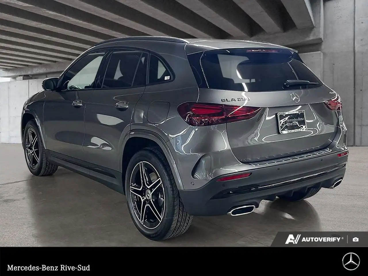Mercedes-Benz GLA photo Mercedes-Benz GLA