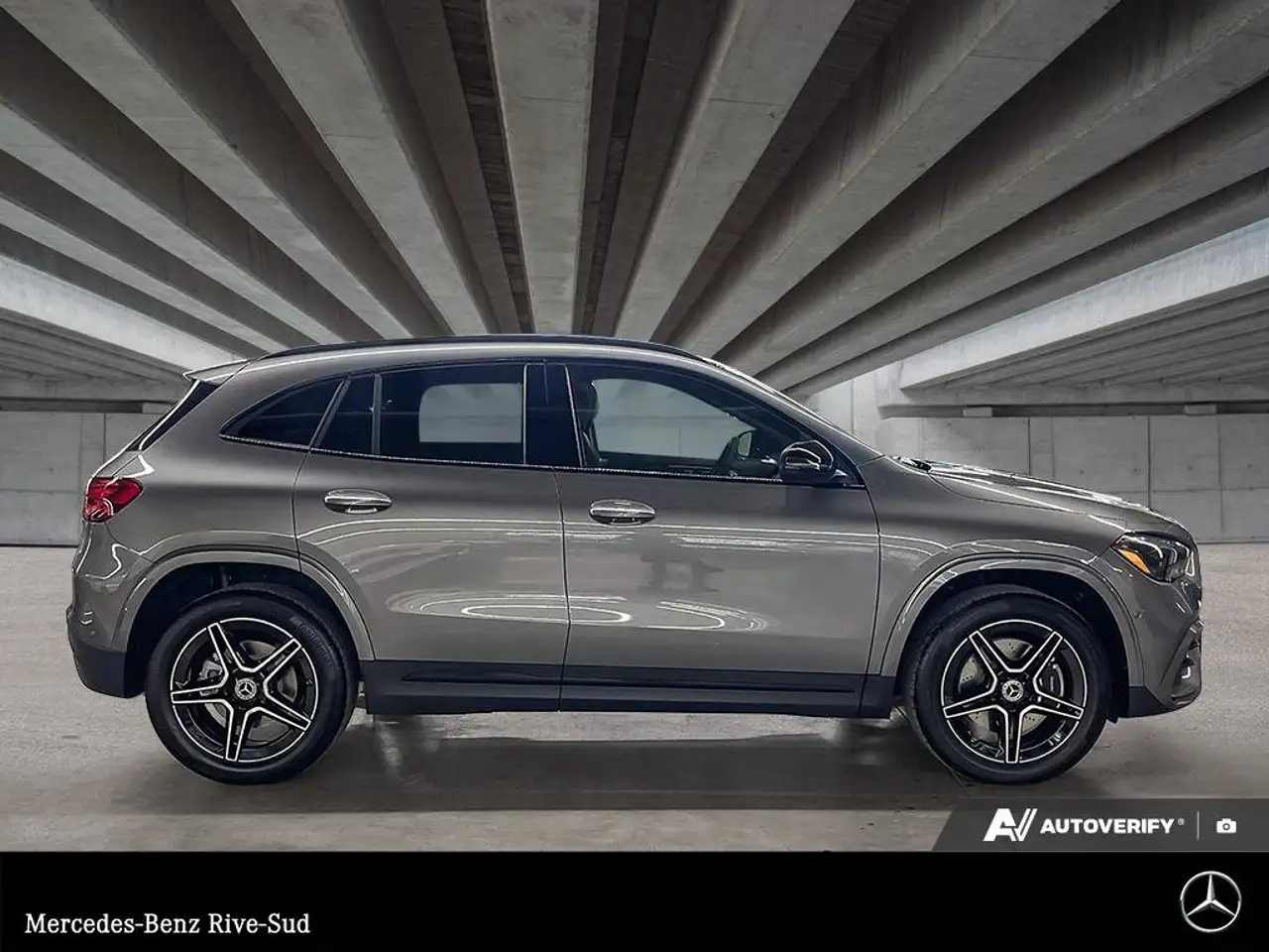 Mercedes-Benz GLA photo Mercedes-Benz GLA