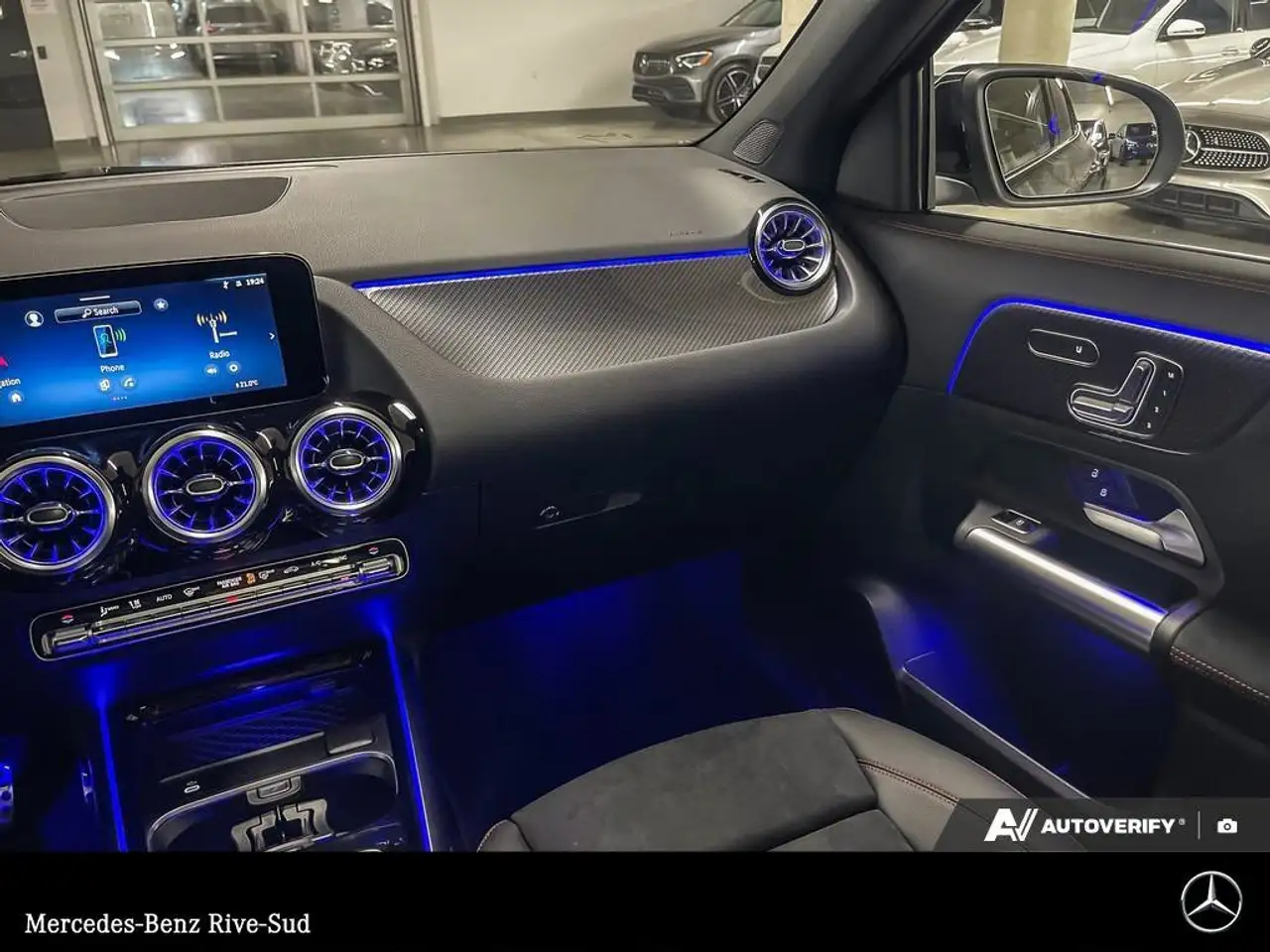 Mercedes-Benz GLA photo Mercedes-Benz GLA