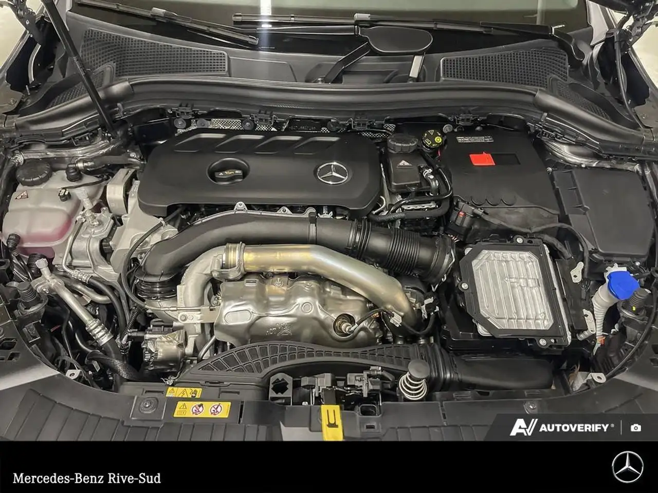 Mercedes-Benz GLA photo Mercedes-Benz GLA