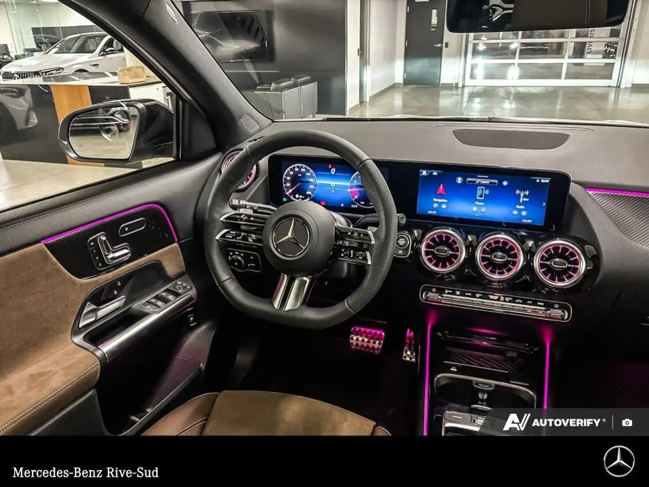 Mercedes-Benz GLA снимка Mercedes-Benz GLA