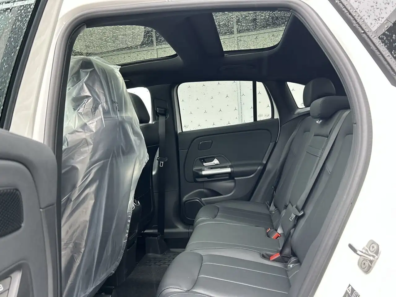 Mercedes-Benz GLA fotografie Mercedes-Benz GLA