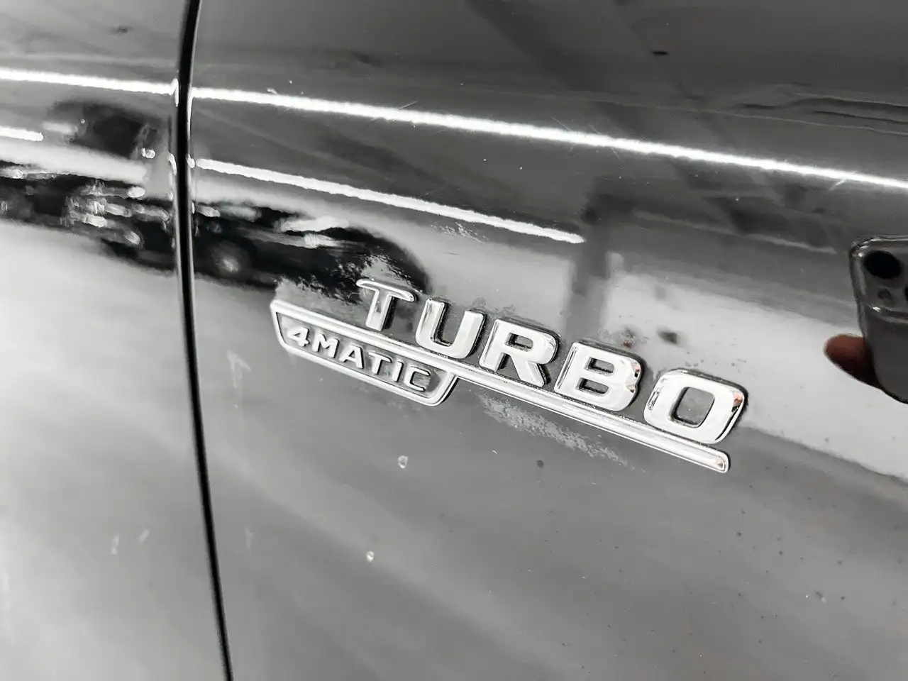 Mercedes-Benz GLA снимка Mercedes-Benz GLA