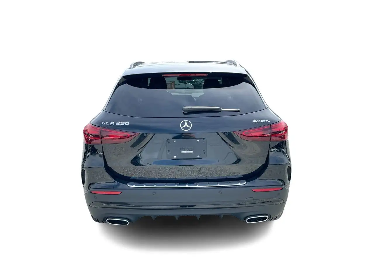 Mercedes-Benz GLA снимка Mercedes-Benz GLA