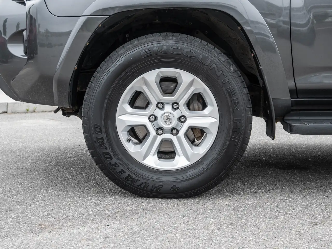 Toyota 4-Runner снимка Toyota 4-Runner