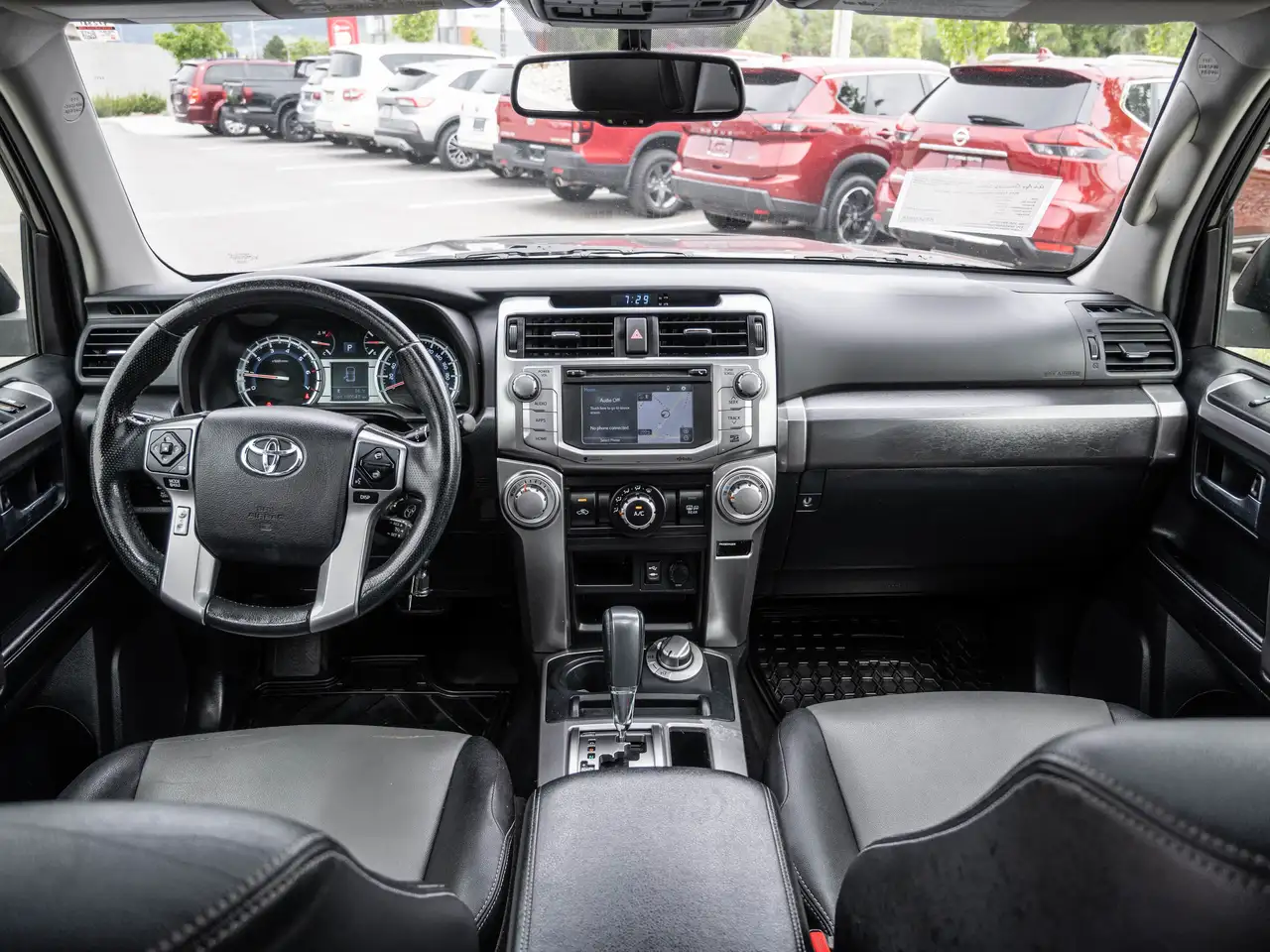 Toyota 4-Runner снимка Toyota 4-Runner