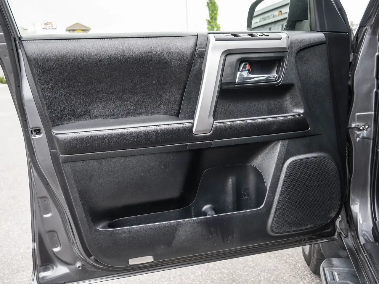 Toyota 4-Runner снимка Toyota 4-Runner