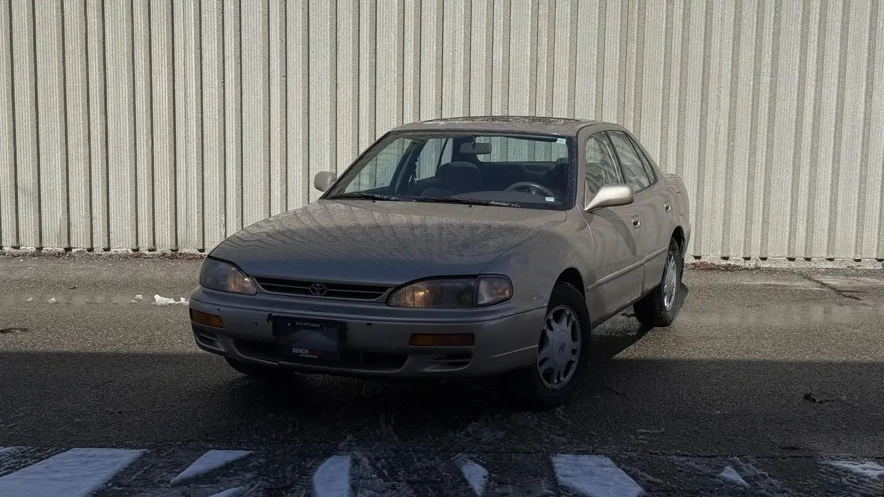 Toyota Camry снимка Toyota Camry