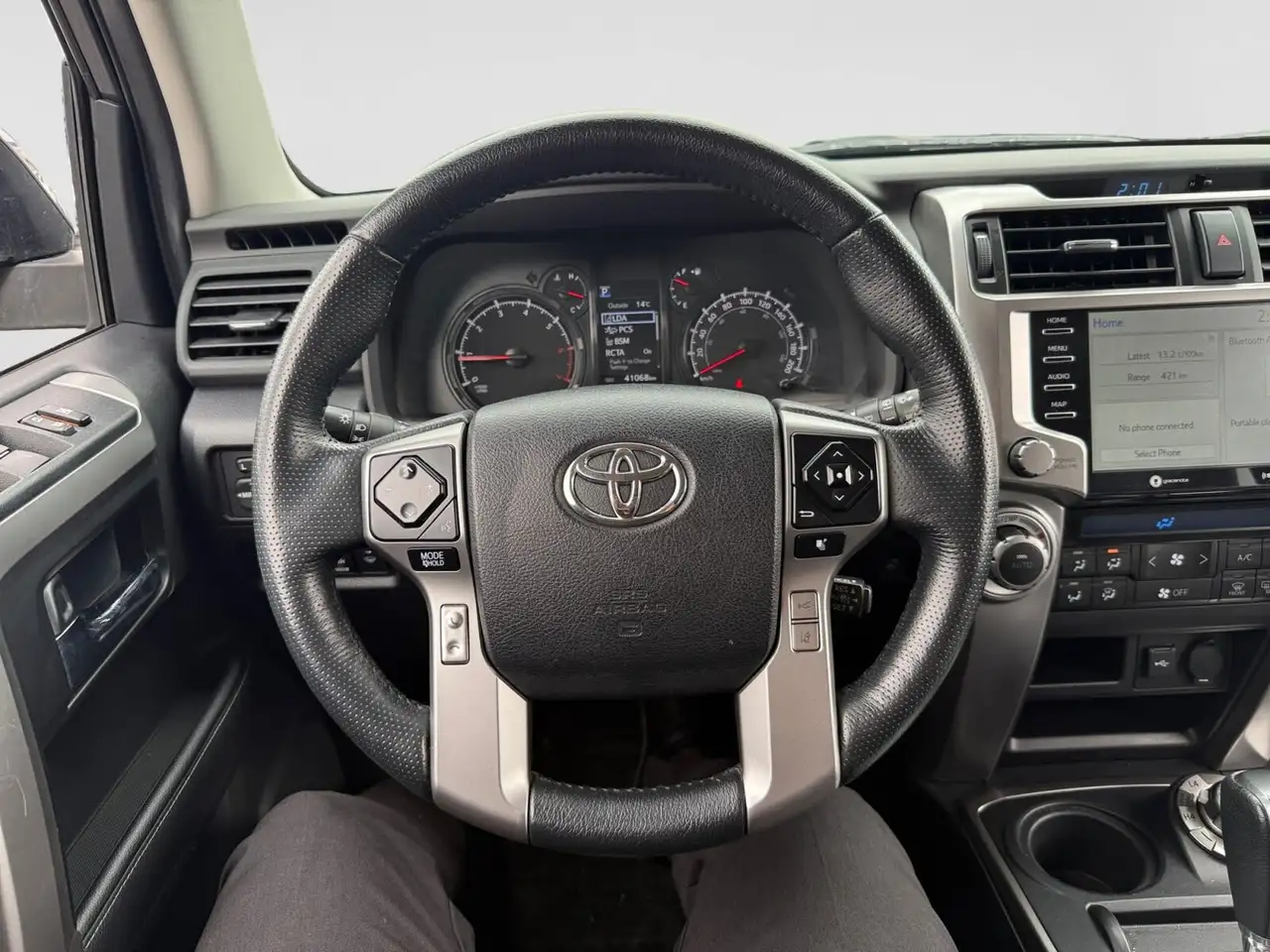 Toyota 4-Runner снимка Toyota 4-Runner