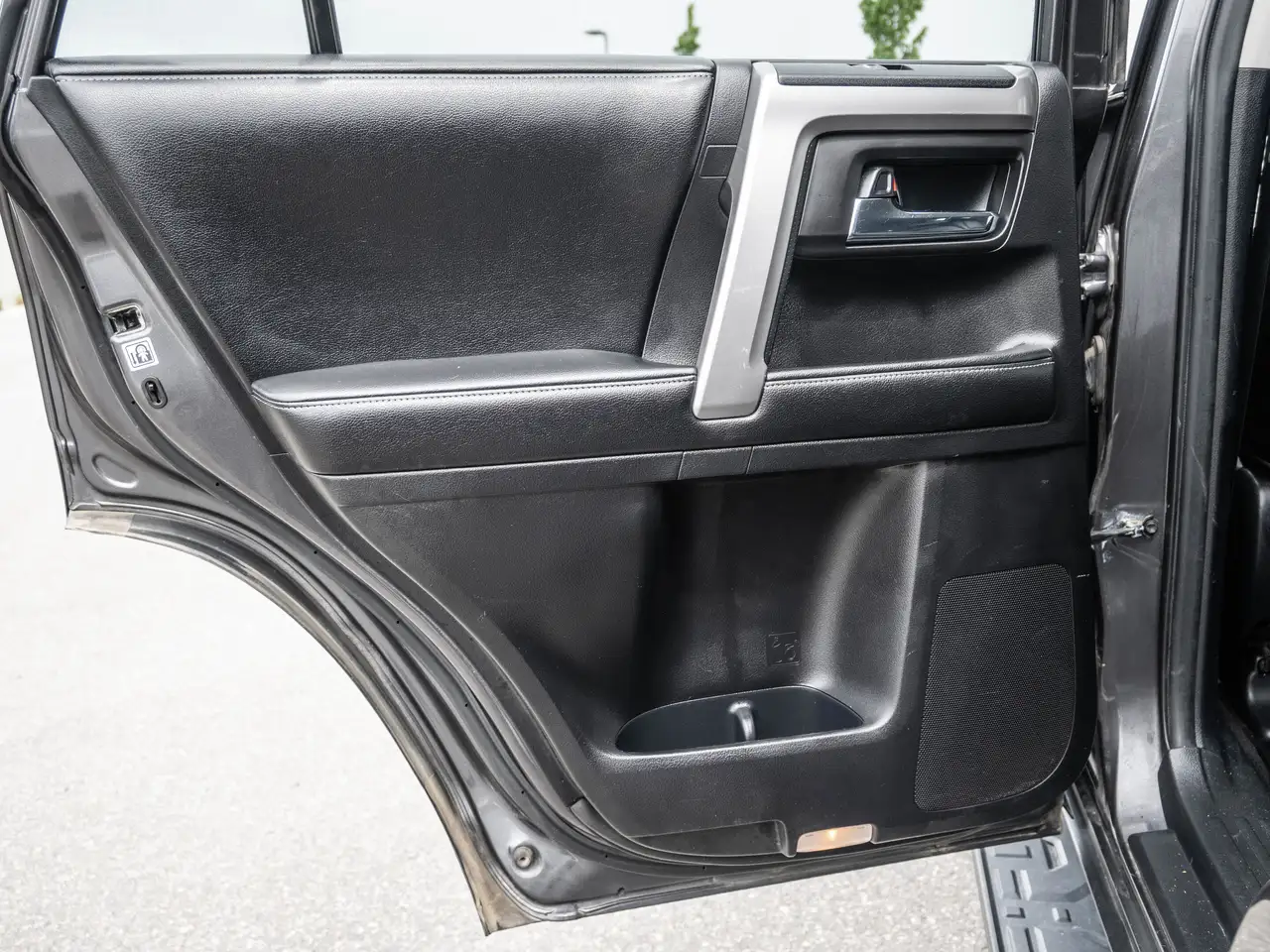 Toyota 4-Runner снимка Toyota 4-Runner