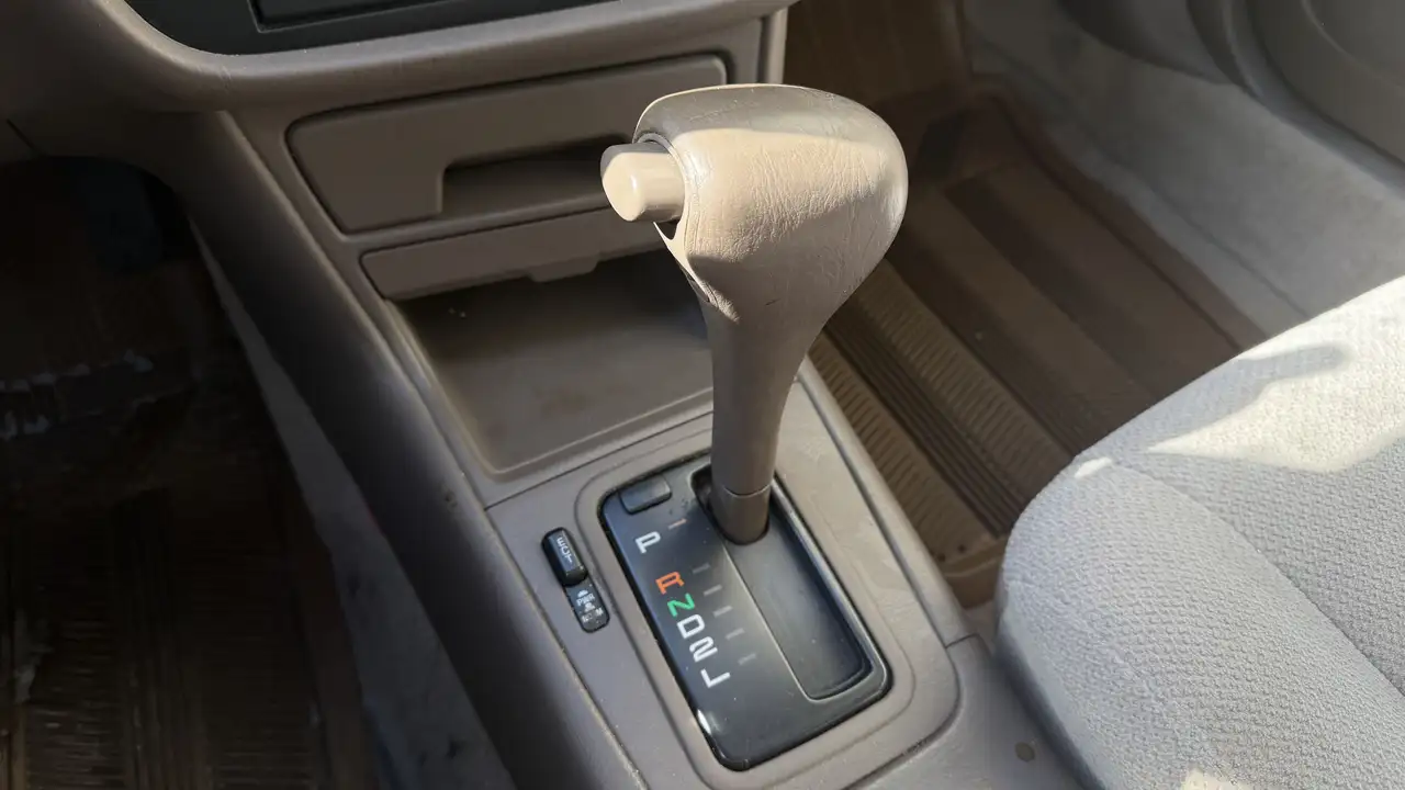 Toyota Camry снимка Toyota Camry
