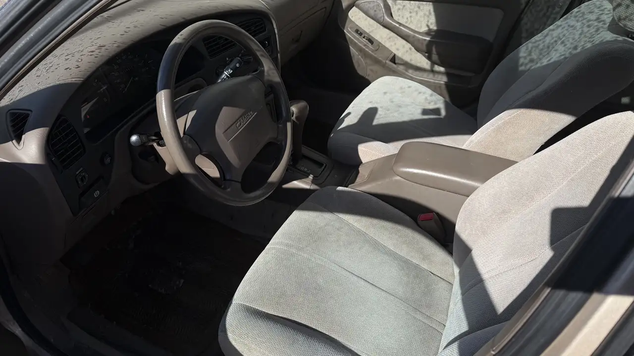Toyota Camry снимка Toyota Camry