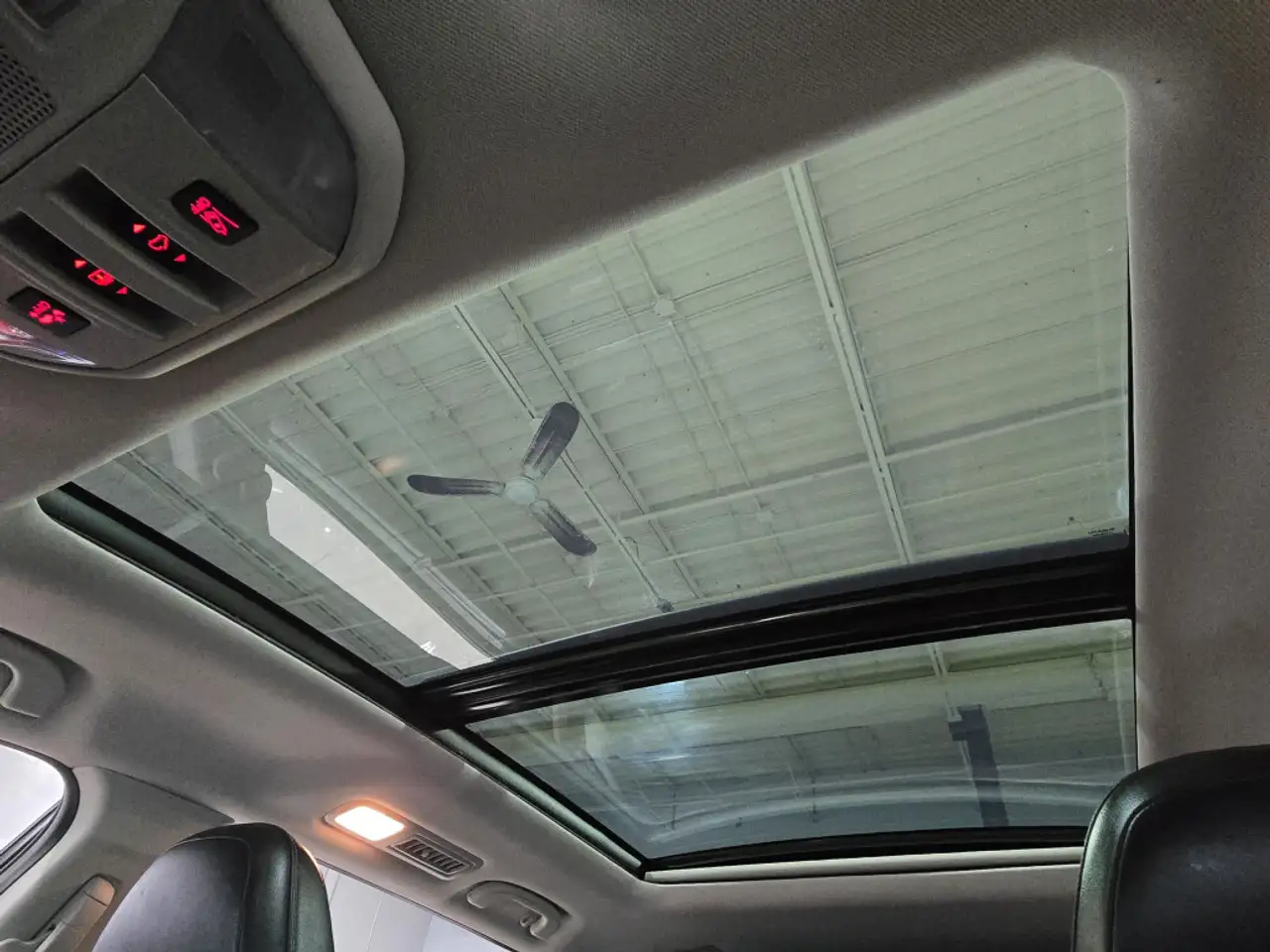 Subaru Ascent photo Subaru Ascent