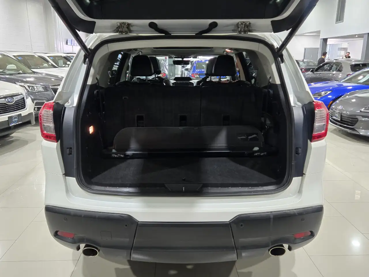 Subaru Ascent photo Subaru Ascent