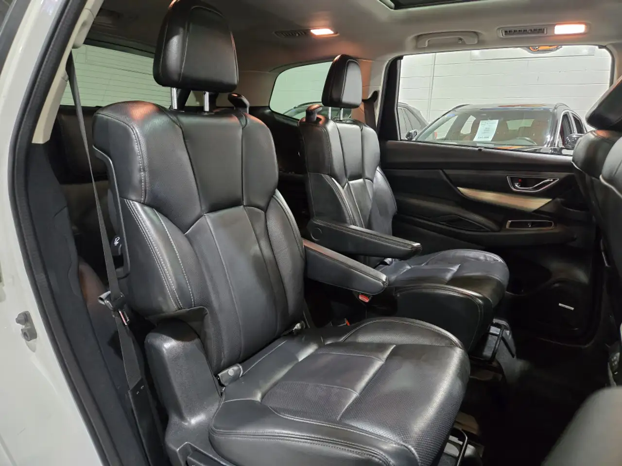Subaru Ascent photo Subaru Ascent