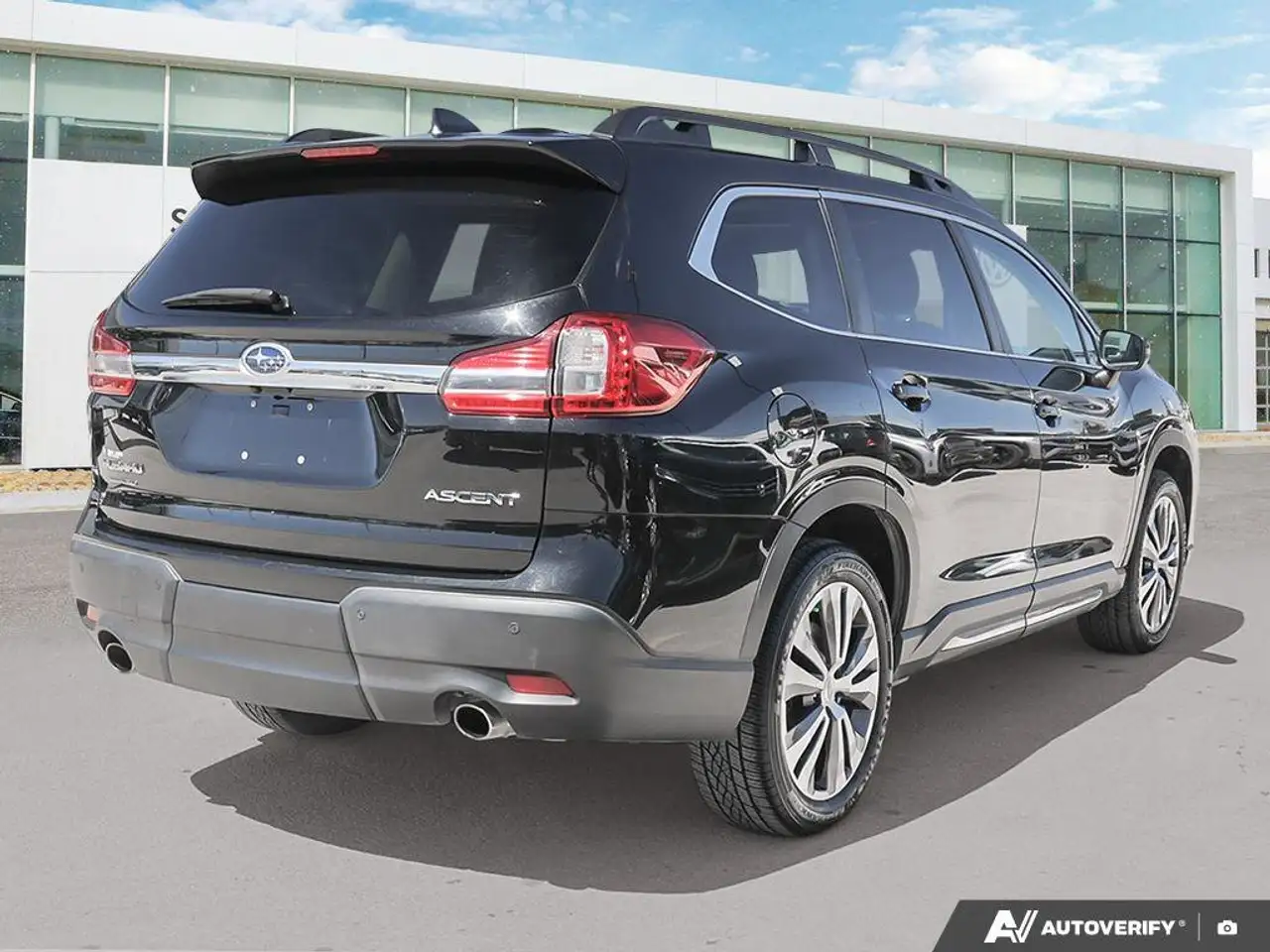 Subaru Ascent снимка Subaru Ascent