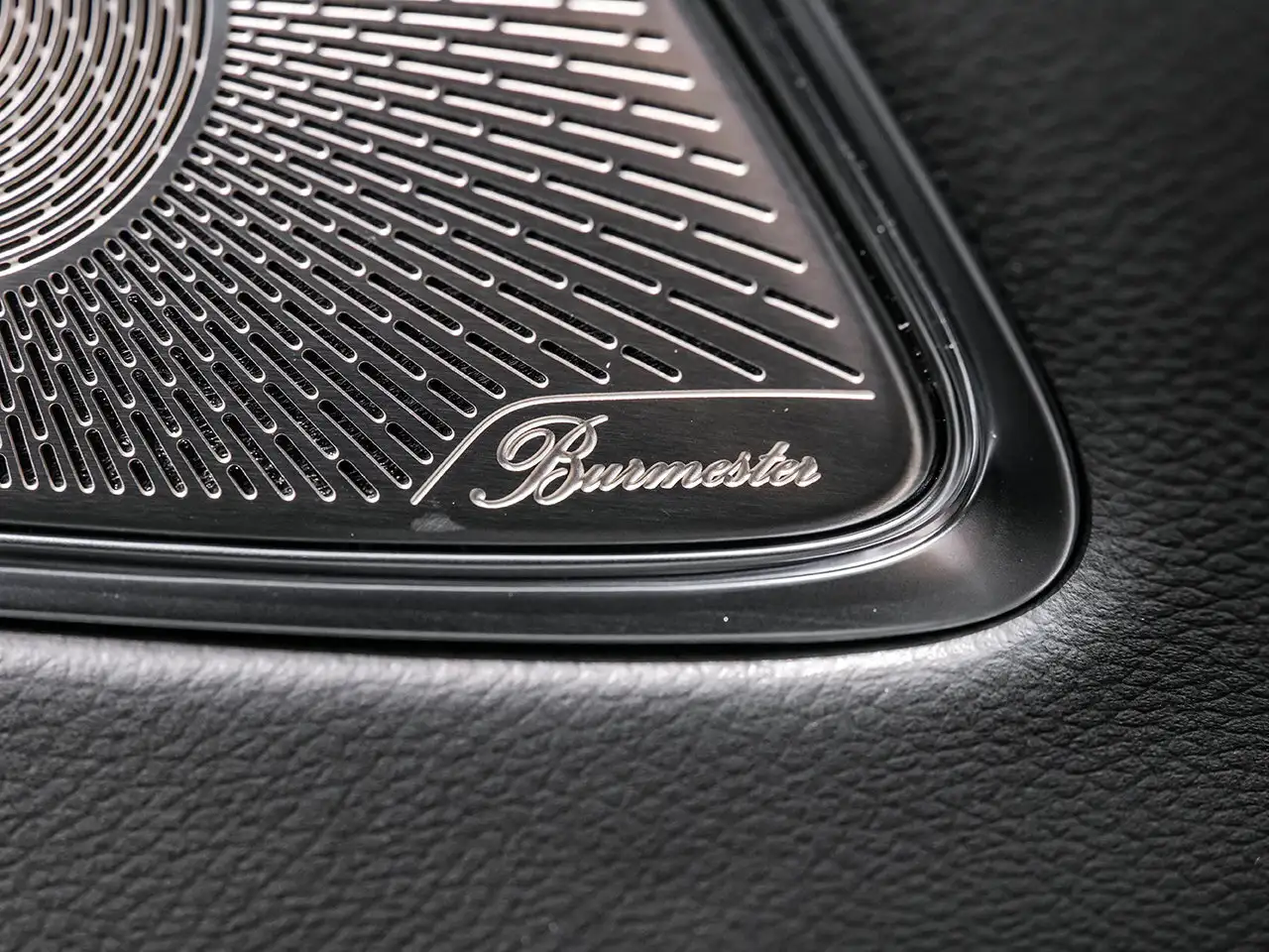 Mercedes-Benz E-Class fotografie Mercedes-Benz E-Class