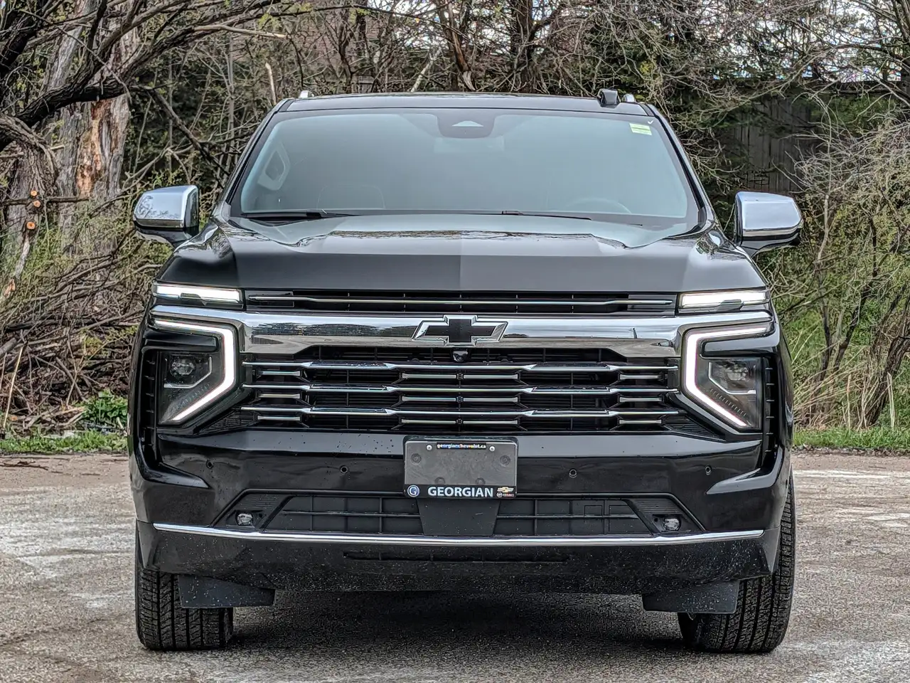 Chevrolet Suburban снимка Chevrolet Suburban
