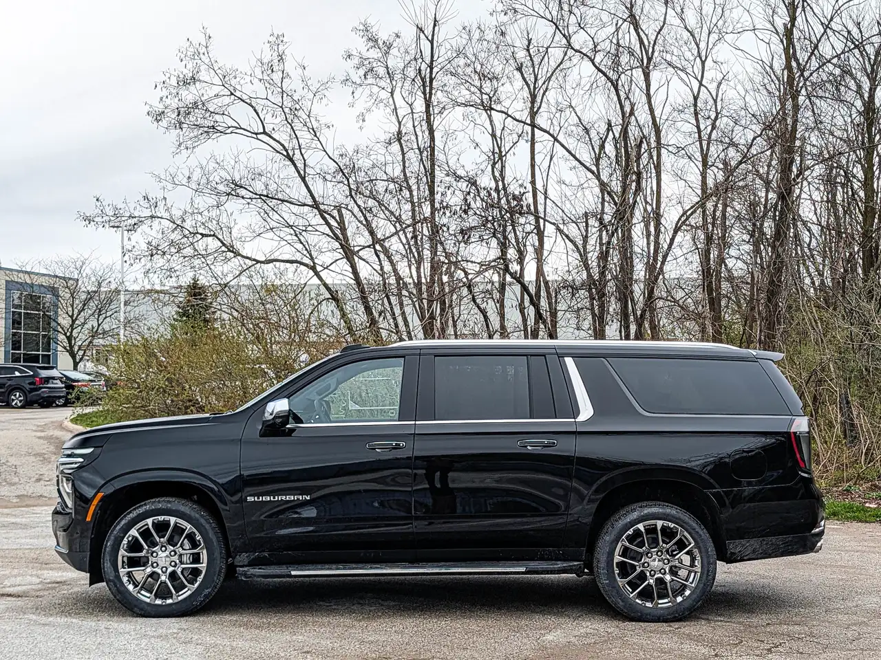 Chevrolet Suburban снимка Chevrolet Suburban