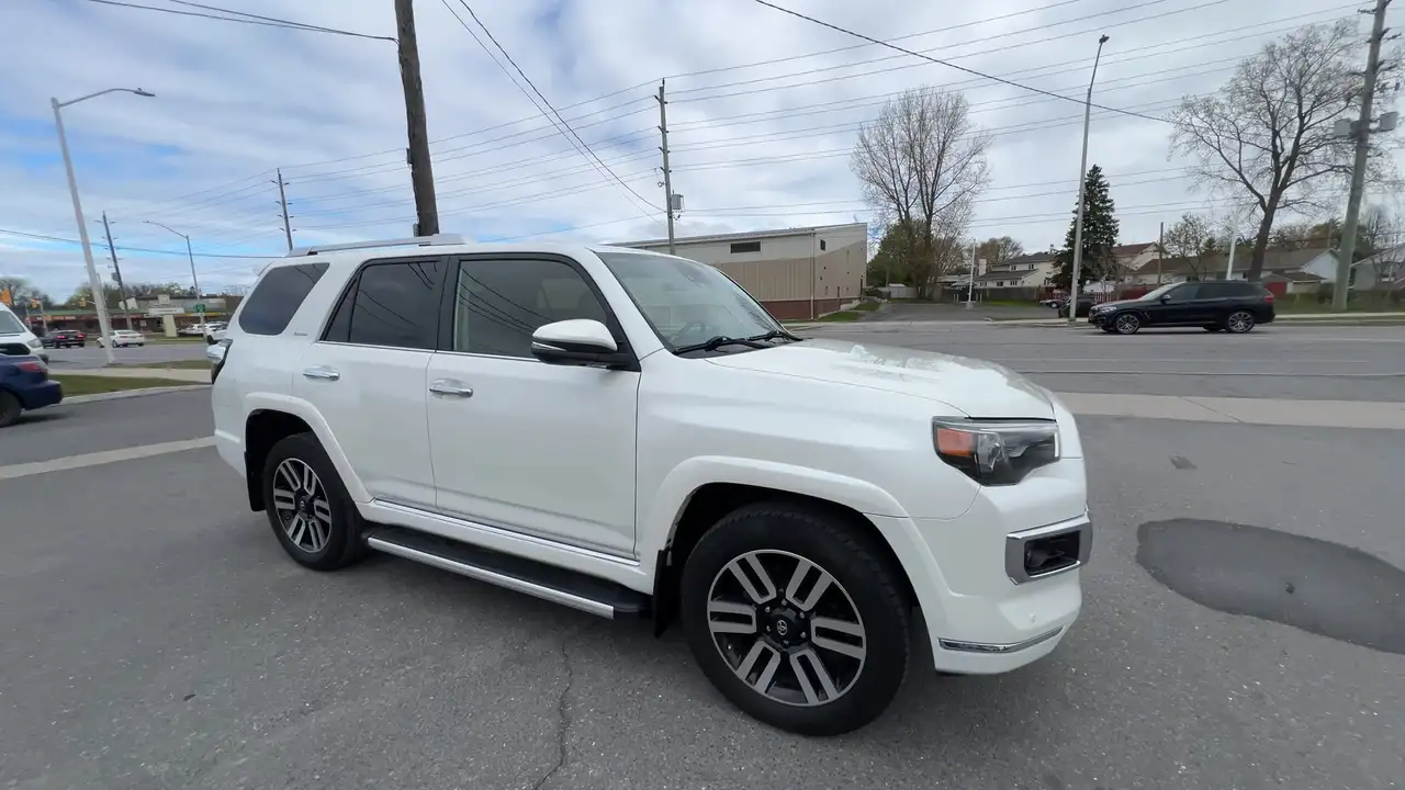 Toyota 4-Runner снимка Toyota 4-Runner