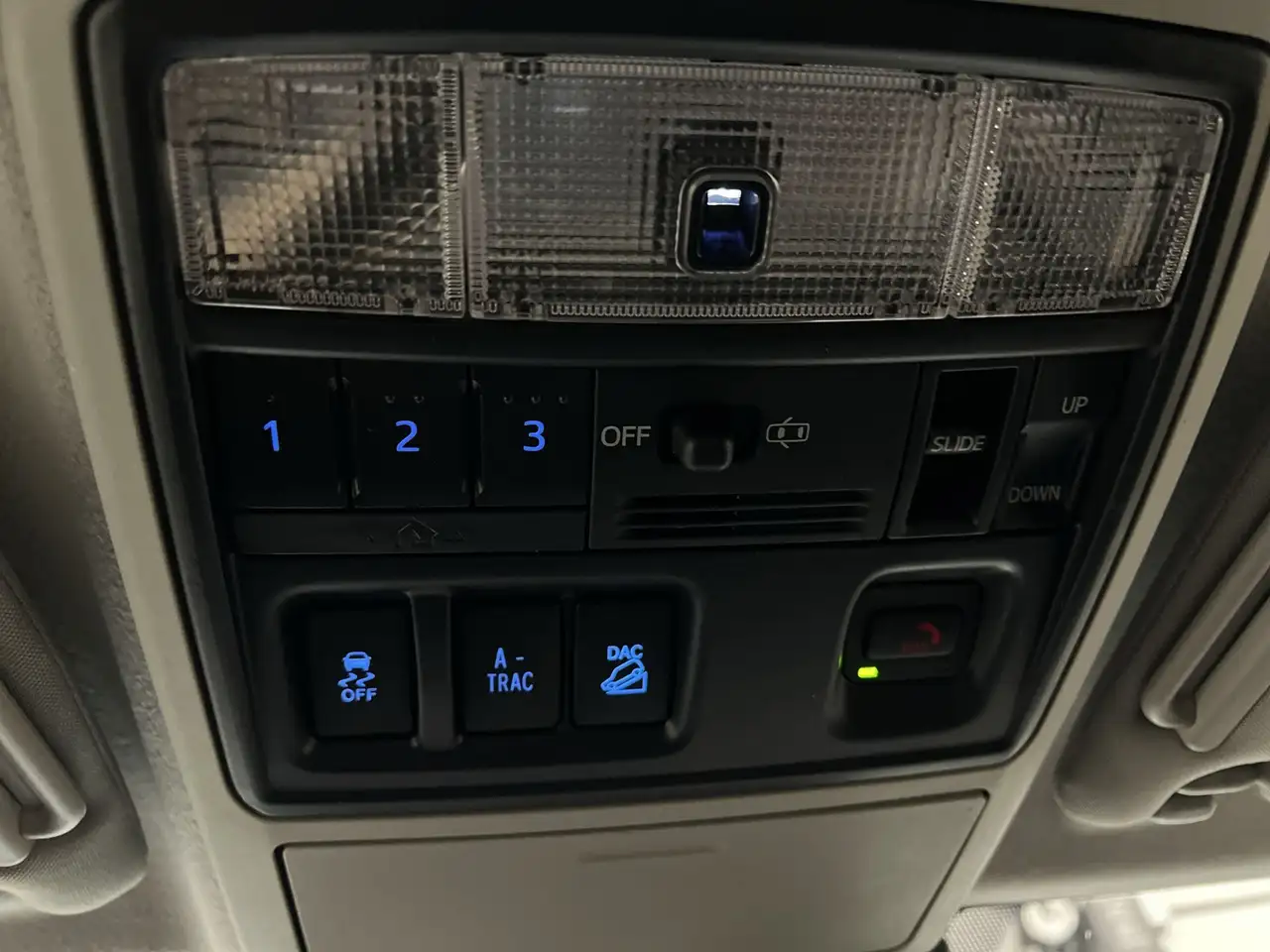 Toyota 4-Runner снимка Toyota 4-Runner