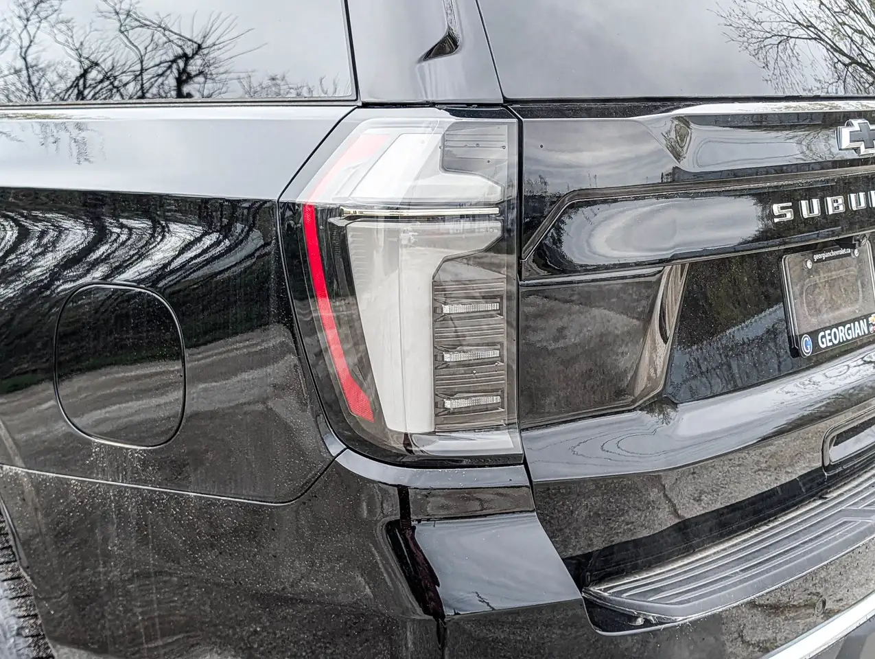 Chevrolet Suburban снимка Chevrolet Suburban