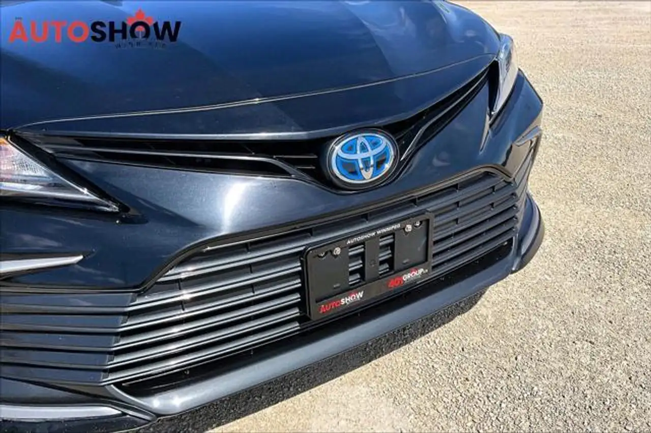Toyota Camry снимка Toyota Camry