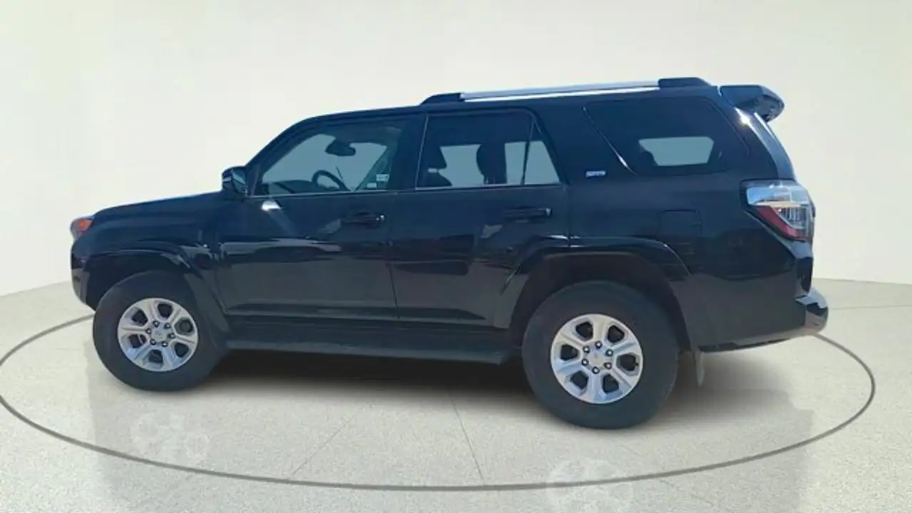 Toyota 4-Runner снимка Toyota 4-Runner