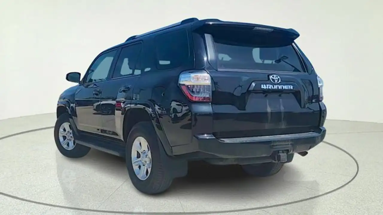 Toyota 4-Runner снимка Toyota 4-Runner