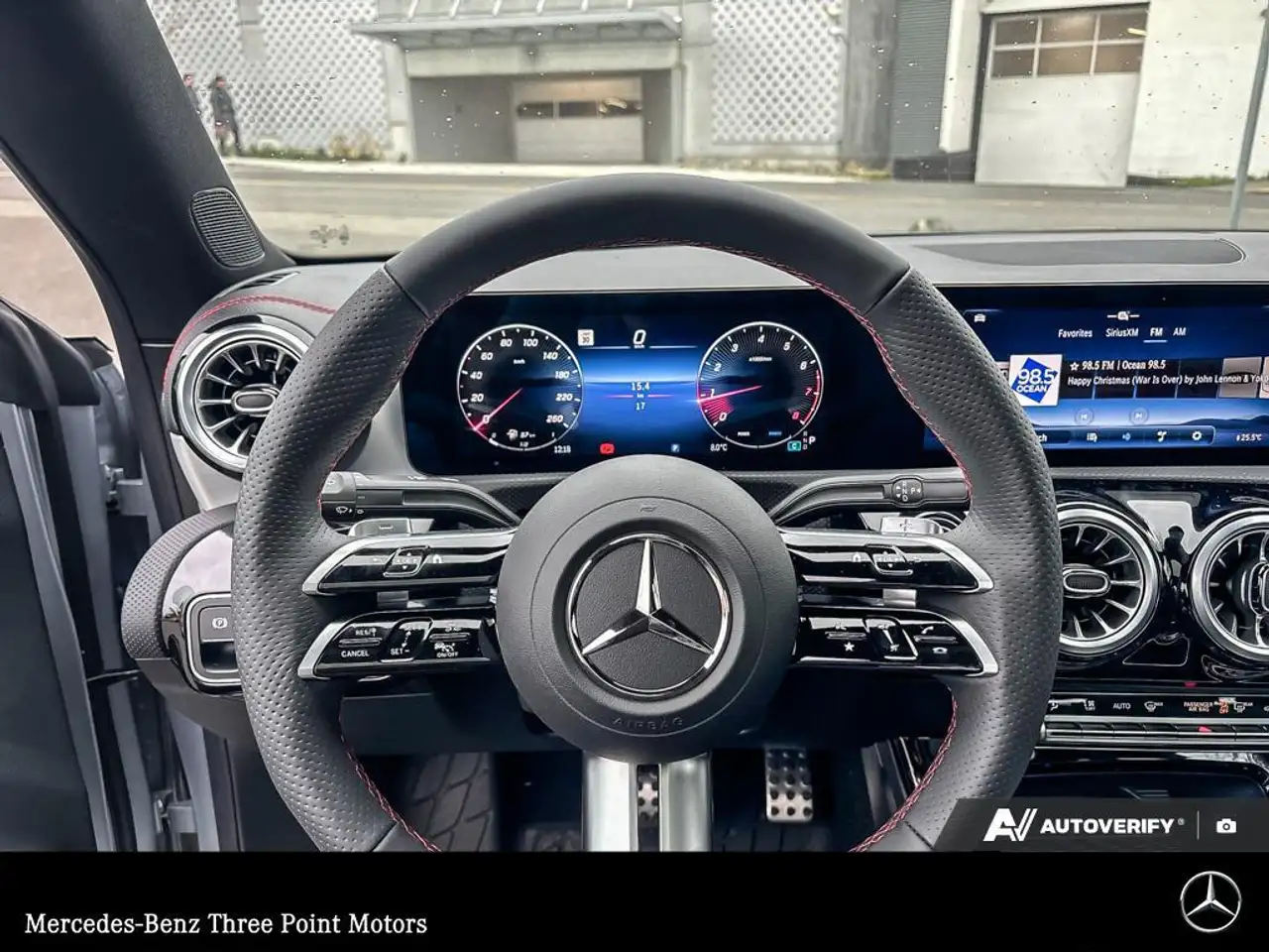 Mercedes-Benz CLA photo Mercedes-Benz CLA