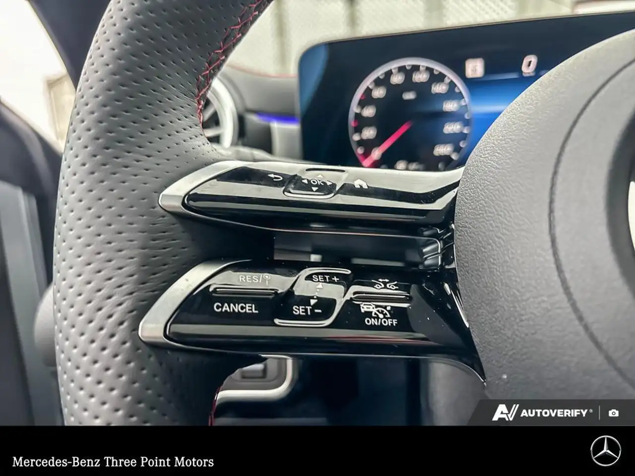Mercedes-Benz CLA photo Mercedes-Benz CLA