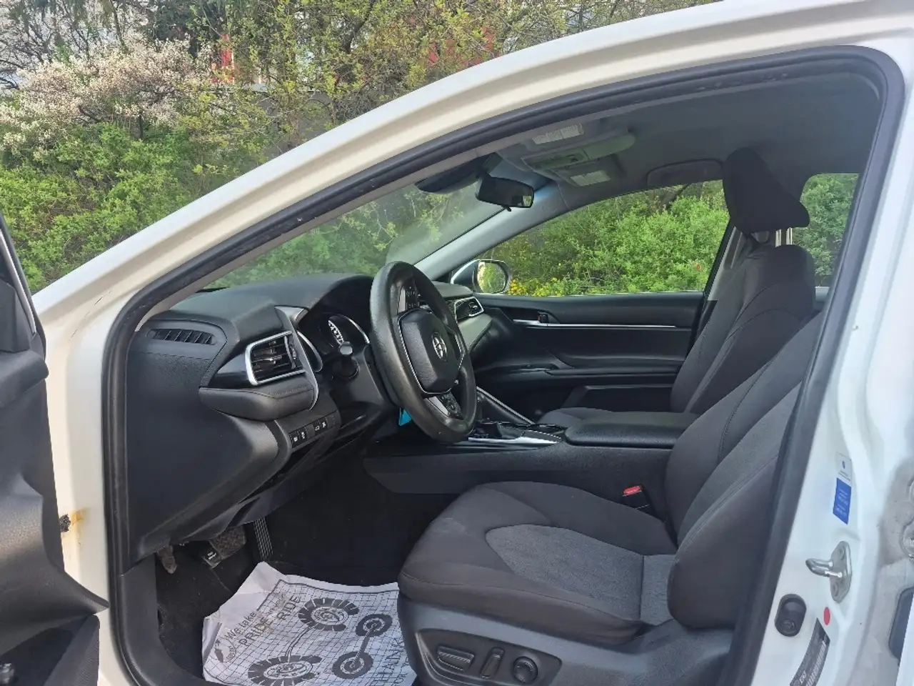 Toyota Camry снимка Toyota Camry