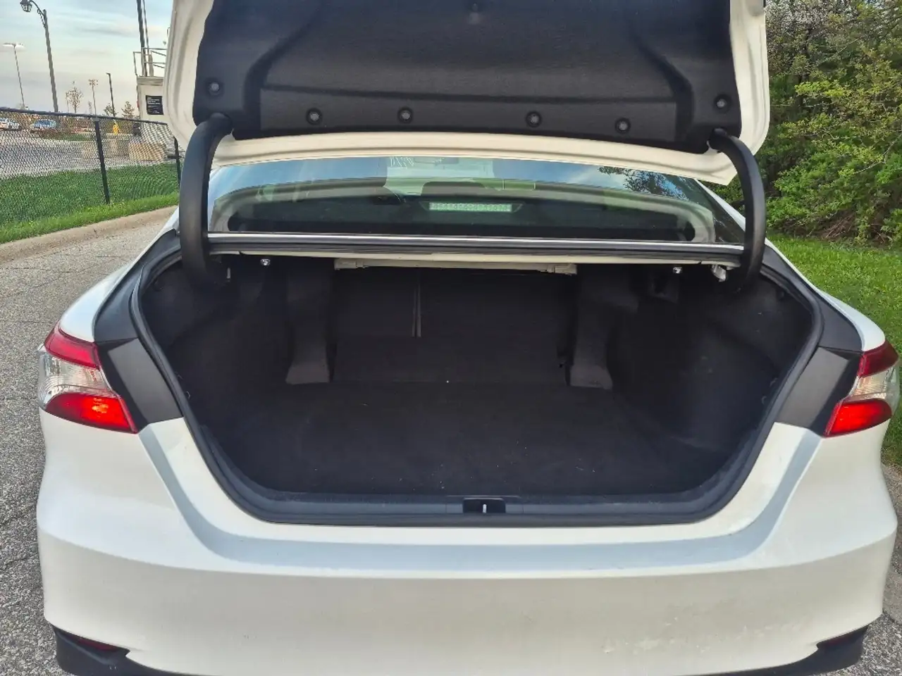 Toyota Camry снимка Toyota Camry