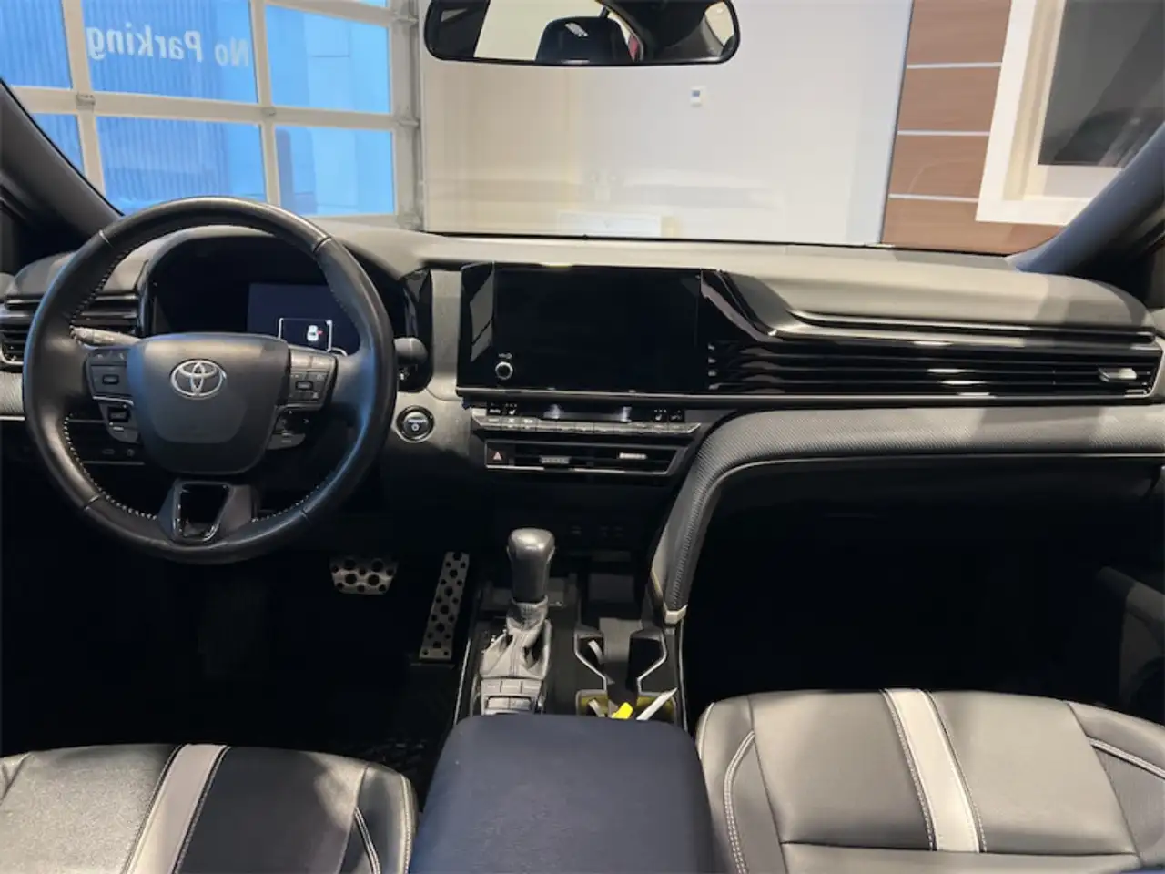 Toyota Camry снимка Toyota Camry