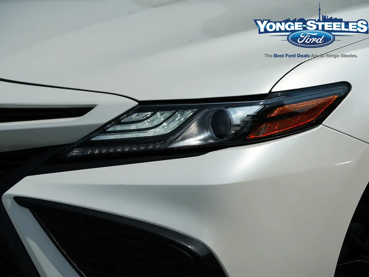 Toyota Camry снимка Toyota Camry