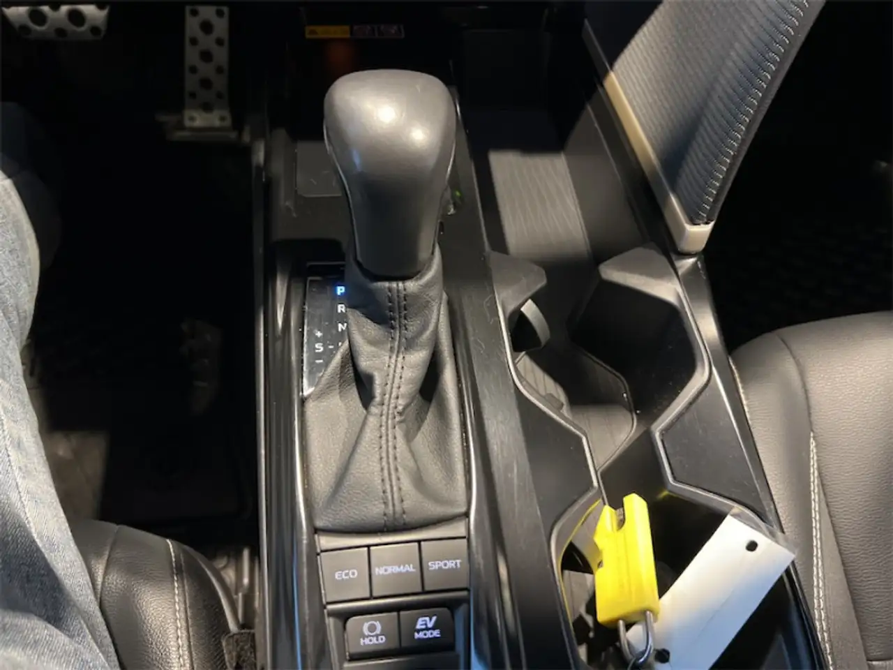 Toyota Camry снимка Toyota Camry