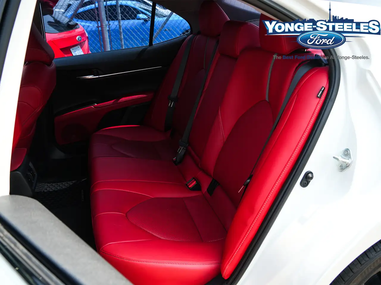 Toyota Camry снимка Toyota Camry