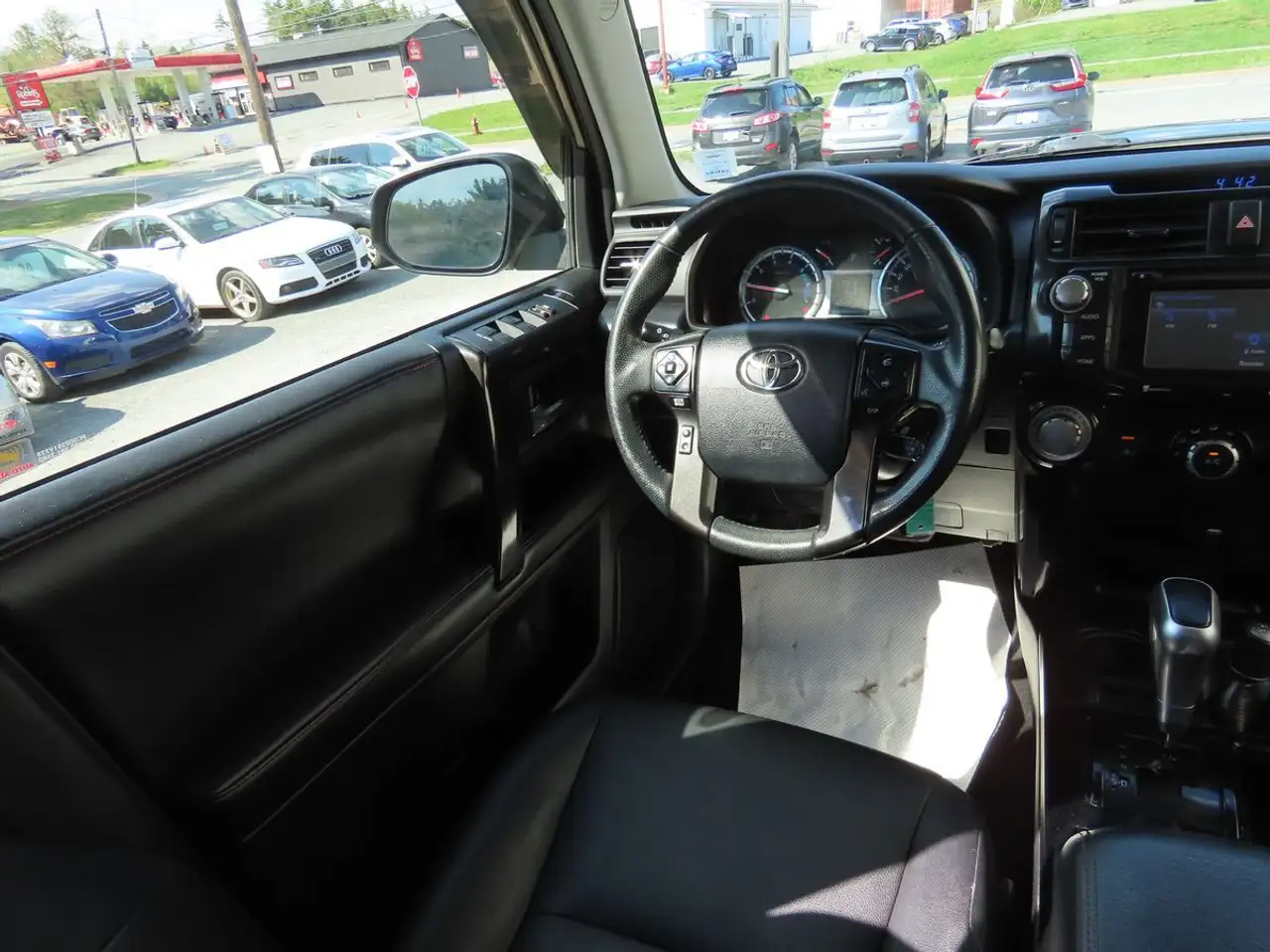 Toyota 4-Runner photo Toyota 4-Runner