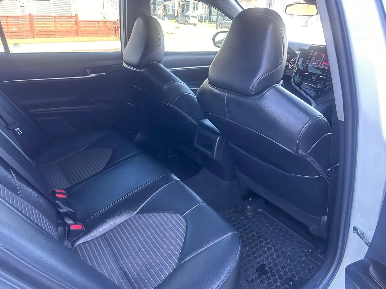 Toyota Camry снимка Toyota Camry