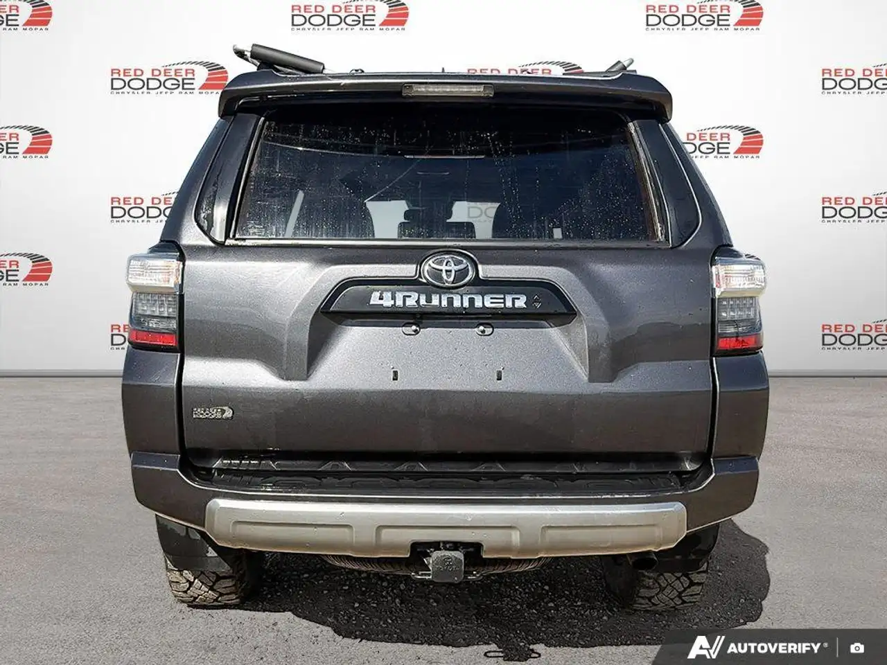 Toyota 4-Runner снимка Toyota 4-Runner
